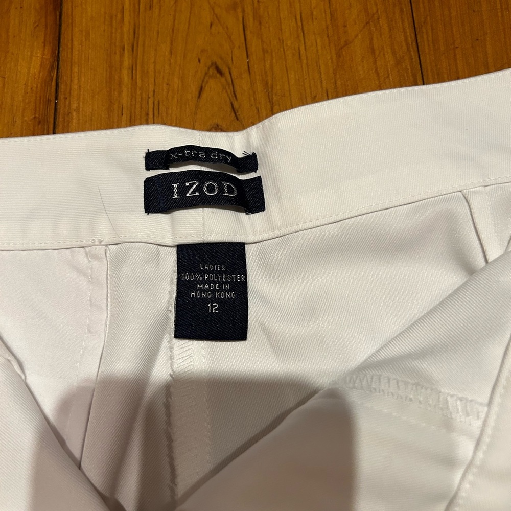 Women’s x tra dry Izod shorts. Size 12 🍎 - Picture 2 of 8